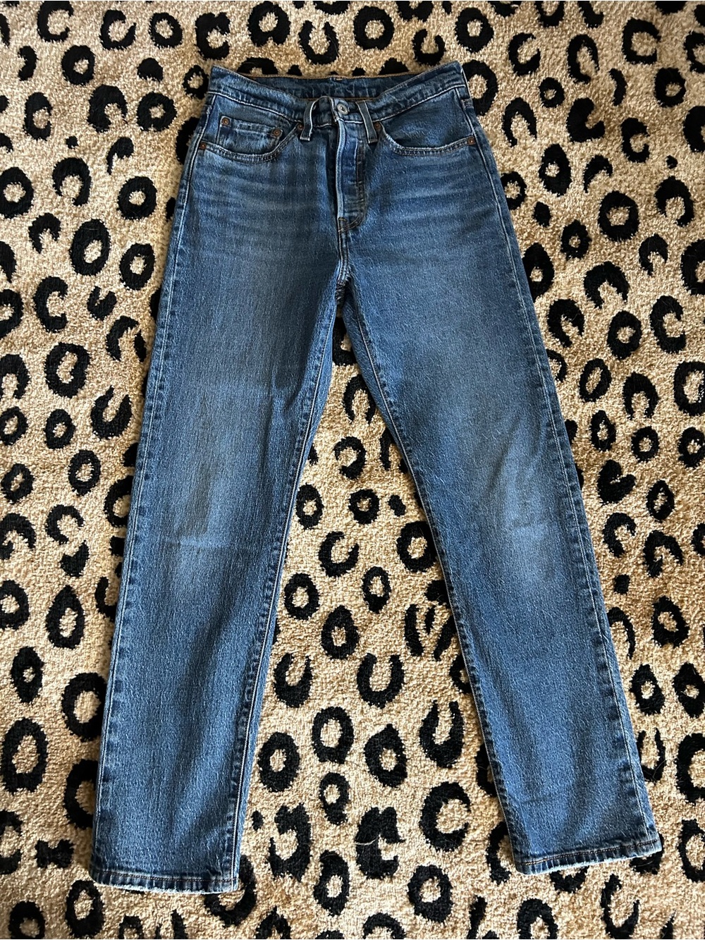 Levi’s 501 Original Fit Women’s Jeans Medium Wash W30 L30 NWOT